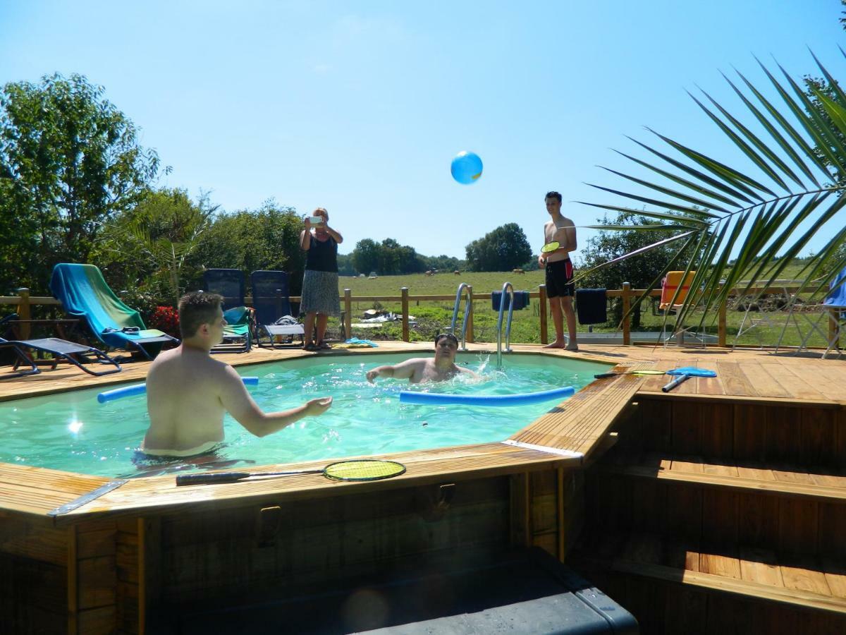 Chez Daisy Villa Montbron ภายนอก รูปภาพ