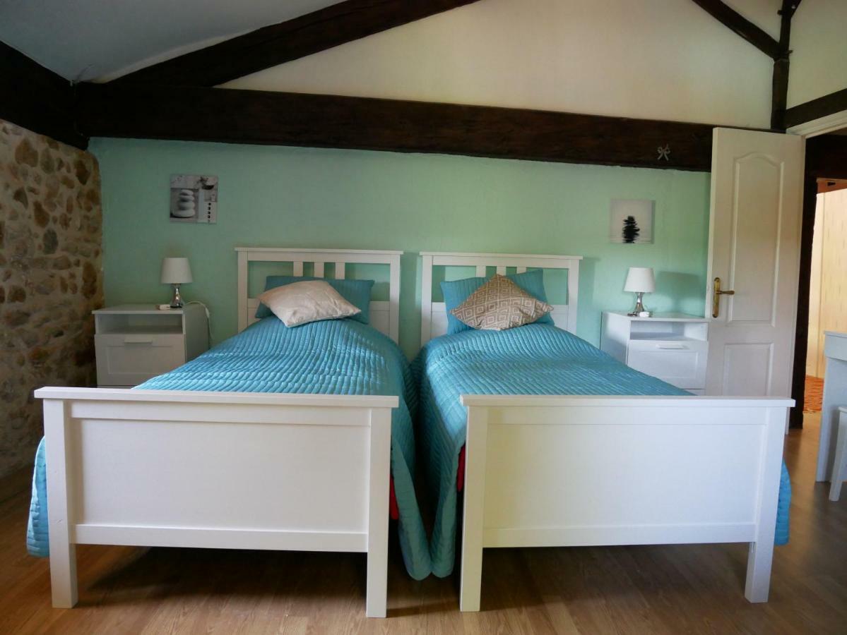 Chez Daisy Villa Montbron ภายนอก รูปภาพ