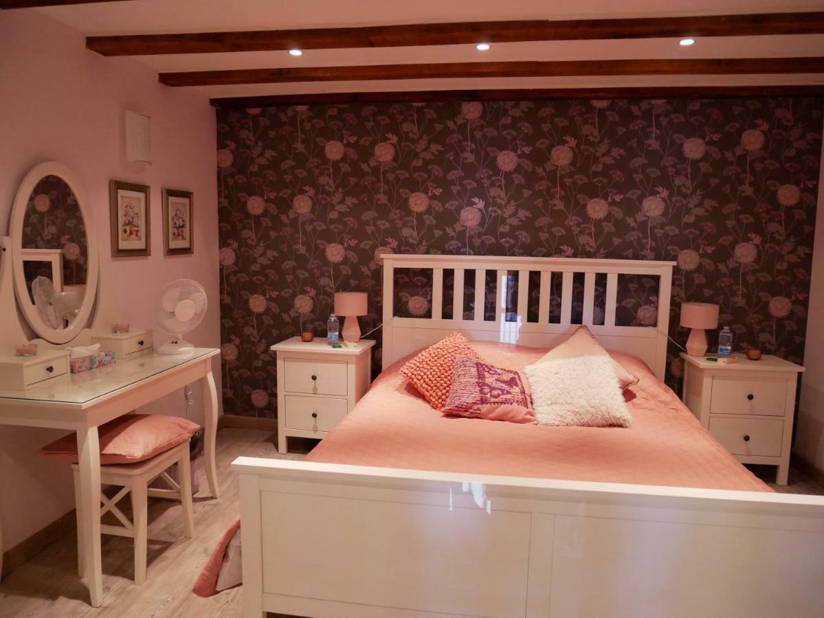 Chez Daisy Villa Montbron ภายนอก รูปภาพ