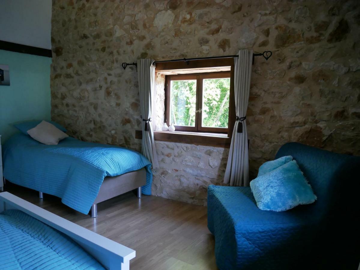 Chez Daisy Villa Montbron ภายนอก รูปภาพ