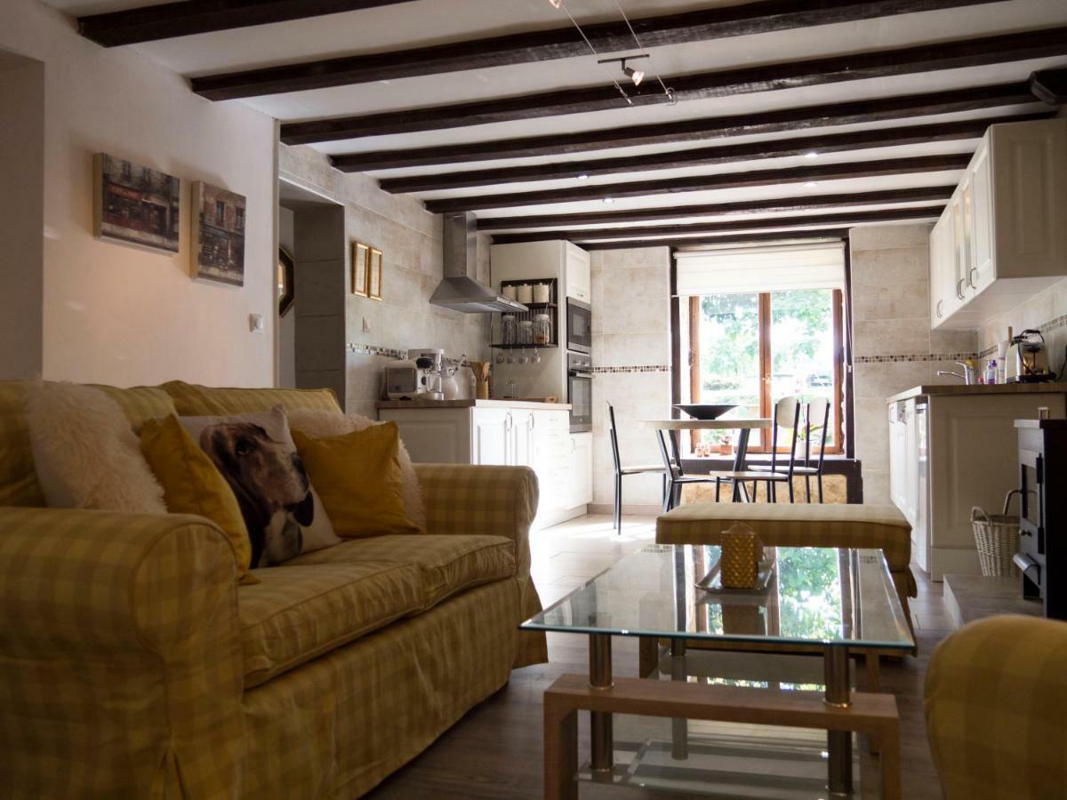 Chez Daisy Villa Montbron ภายนอก รูปภาพ
